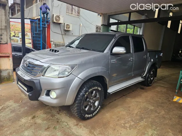 Toyota Hilux 2015 — foto 3