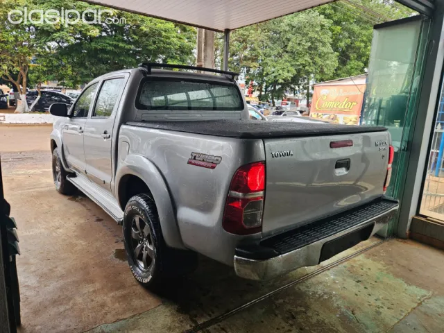 Toyota Hilux 2015 — foto 5