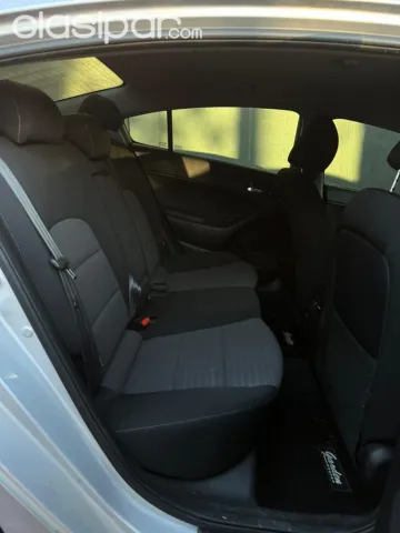 Kia Cerato 2019 — foto 3