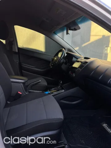 Kia Cerato 2019 — foto 4