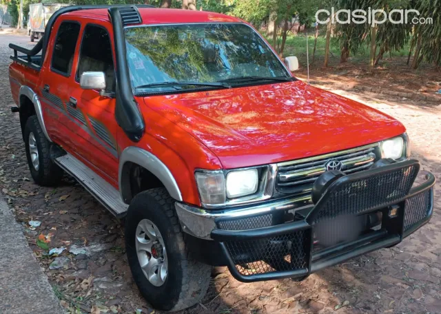 Toyota Hilux 2001 - foto 2
