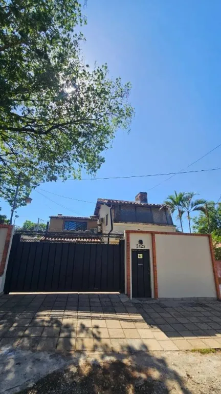 Vendo Dúplex en San Vicente, Asunción (a 1 cuadra de Av. Félix Bogado) — Foto 2
