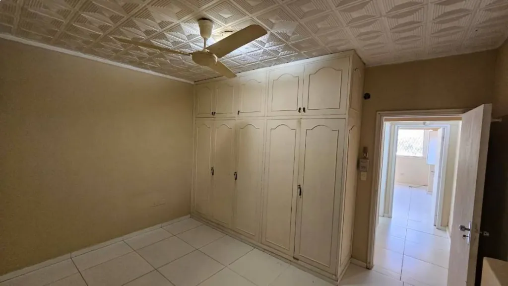 Vendo Dúplex en San Vicente, Asunción (a 1 cuadra de Av. Félix Bogado) — Foto 3
