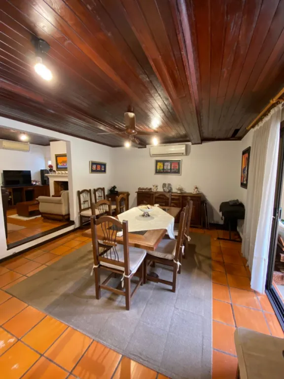 VENDO CASA EN ESQUINA EN BARRIO RECOLETA!! — foto 3
