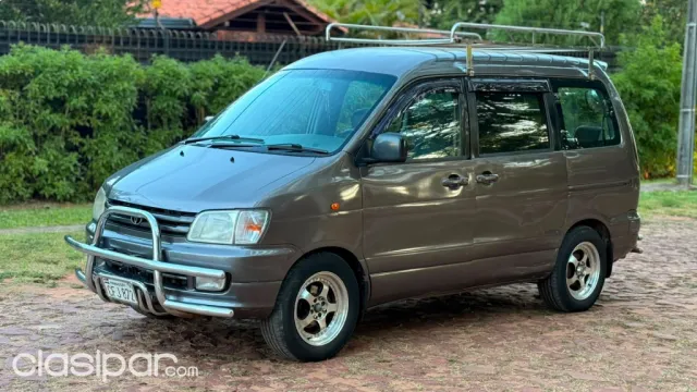 Toyota Noah 1997 - foto 2