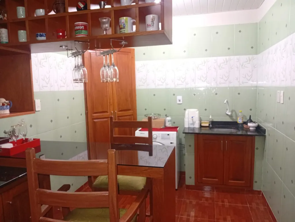 VENDO CASA- 3 DORMITORIOS, CAPIATA- CASCO URBANO — foto 2