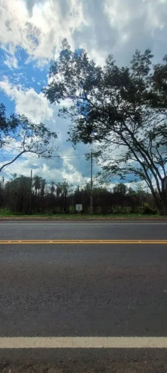 OFERTA!! AMPLIO TERRENO SOBRE RUTA EN VENTA EN ITACURUBI DE LA CORDILLERA — foto 2