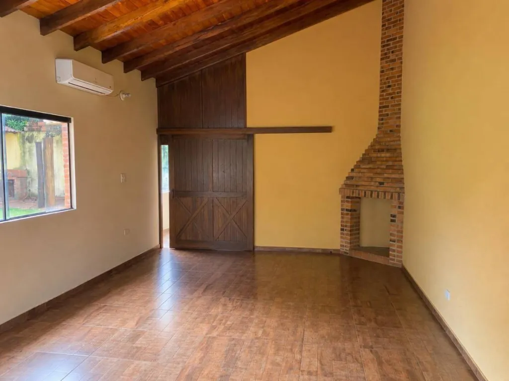 VENDO AMPLIA CASA QUINTA EN SAN LORENZO — foto 3