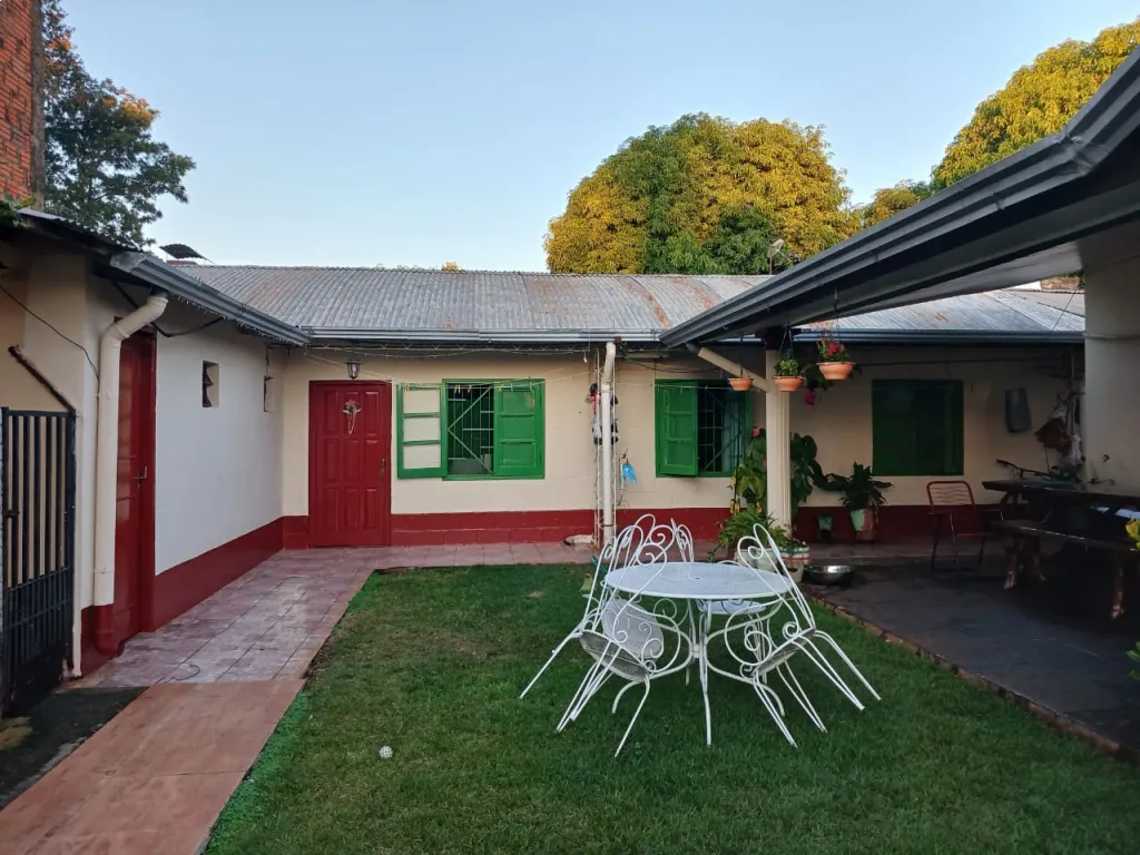 🏡 Se Vende Encantadora Casa Familiar: ¡Un Oasis de Paz en la Ciudad! 🌳 — foto 2