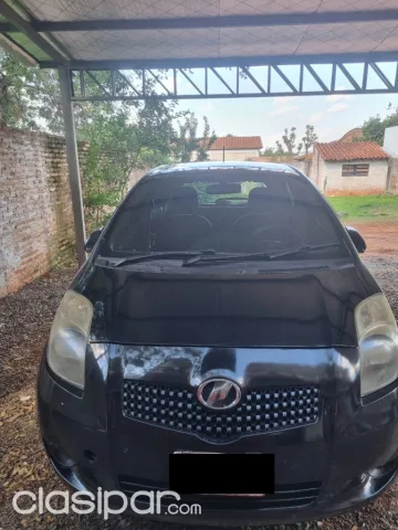 Toyota Vitz 2006 - foto 2