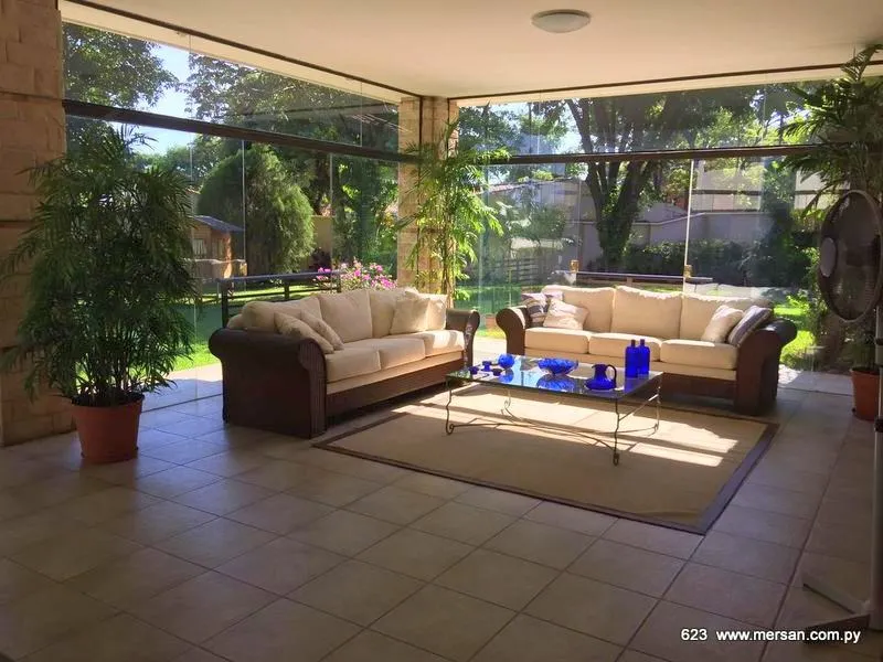 VENDO AMPLIA RESIDENCIA 6 DORM. ZONA UNIVERSIDAD UNIDA (COD. 623) — foto 3