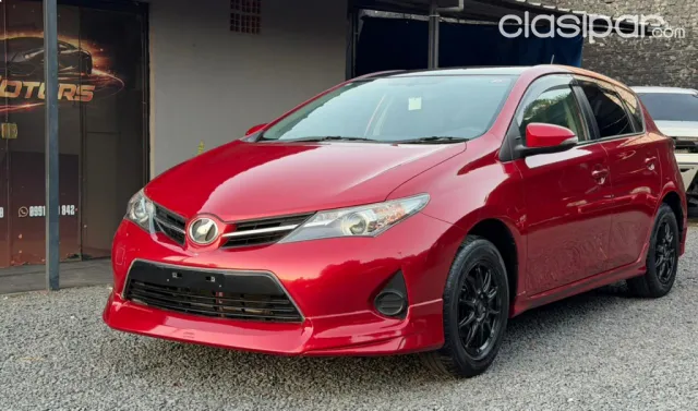 Toyota New Auris 2012 — foto 4