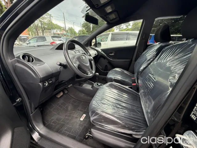 Toyota Yaris 2009 — foto 6