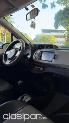Toyota Vitz 2012 — foto 4