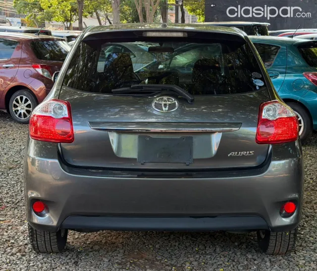 Toyota New Auris 2012 — foto 8