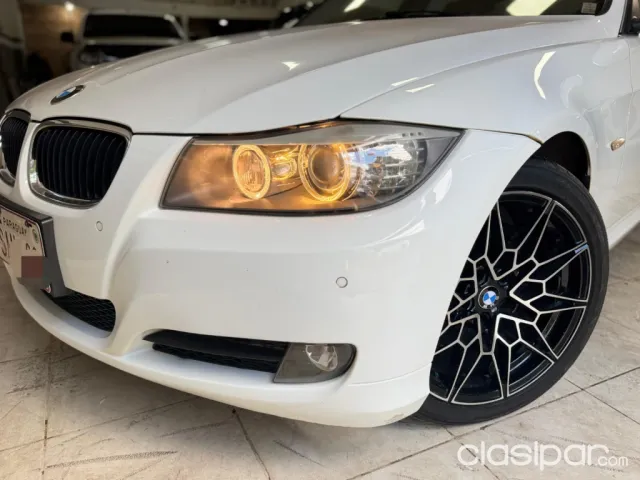 Bmw 330 2011 — foto 4