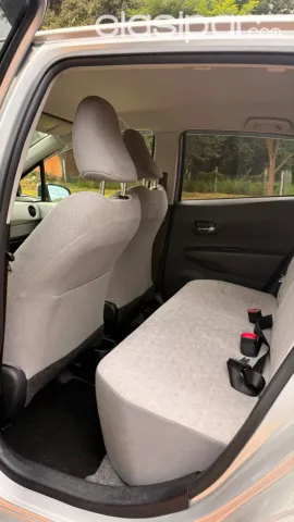 Toyota Vitz 2011 — foto 3