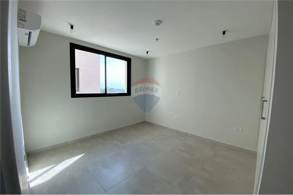 En Venta -Departamento - Los Laureles, Asunción, Paraguay — foto 2