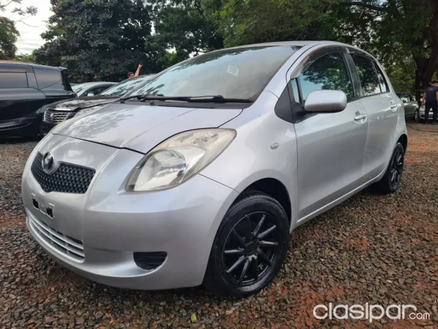 Toyota Vitz 2008 - foto 2