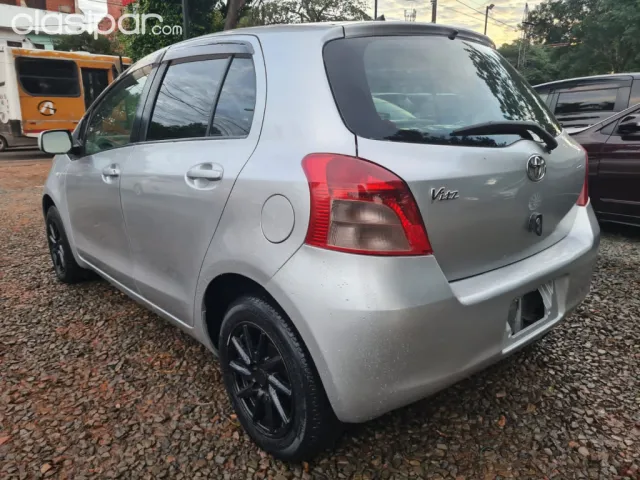 Toyota Vitz 2008 — foto 6