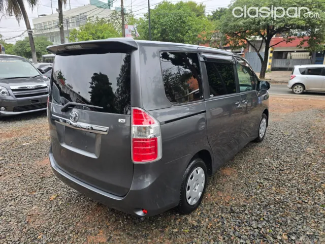 Toyota Noah 2008 — foto 7