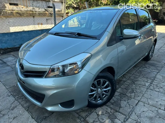 Toyota Vitz 2011 — foto 3
