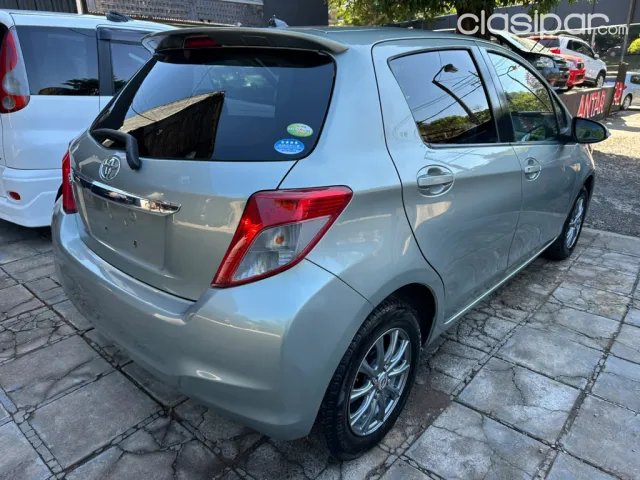 Toyota Vitz 2011 — foto 5