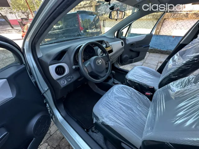 Toyota Vitz 2011 — foto 6