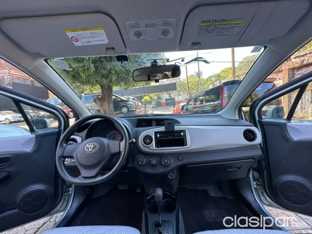 Toyota Vitz 2011 — foto 7