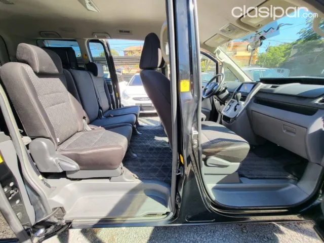 Toyota Noah 2009 — foto 8