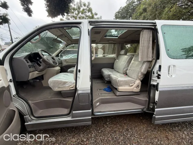 Toyota Hiace 2001 — foto 8