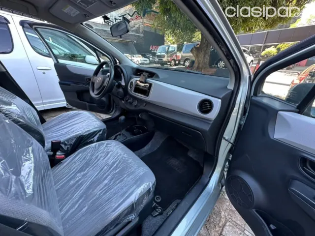 Toyota Vitz 2011 — foto 5