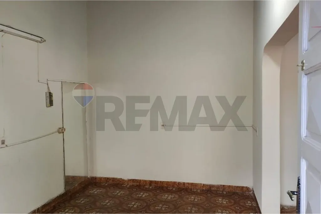 ALQUILO LOCAL COMERCIAL EN SAJONIA — Foto 3