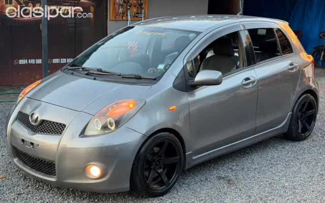 Toyota Vitz 2005 — foto 2