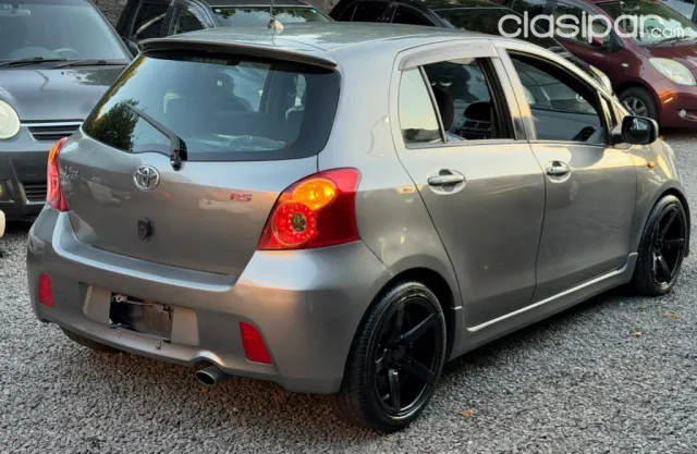 Toyota Vitz 2005 — foto 5