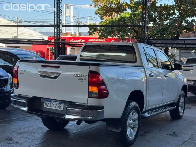 Toyota Hilux 2017 — foto 6
