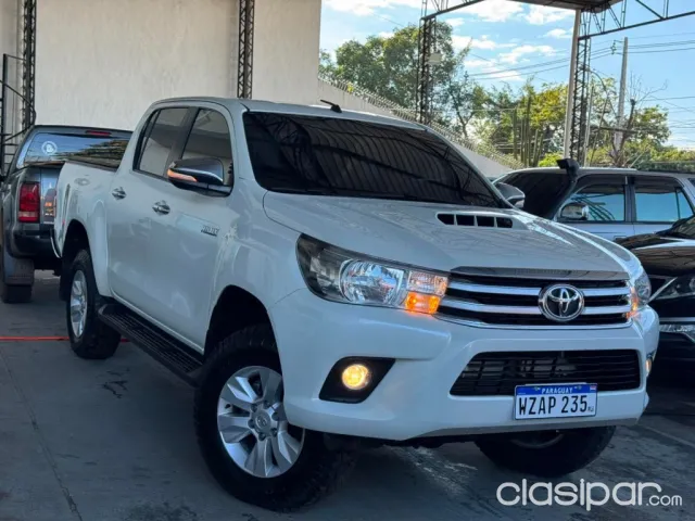 Toyota Hilux 2017 — foto 7