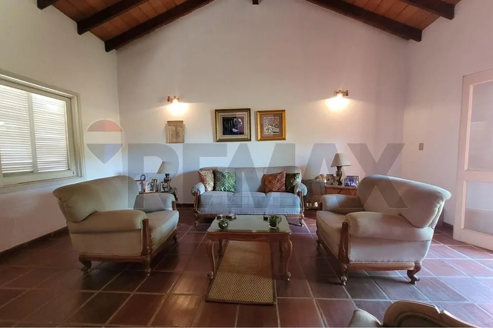 En Venta - Casa -Tembetary, Asunción, Paraguay — foto 2
