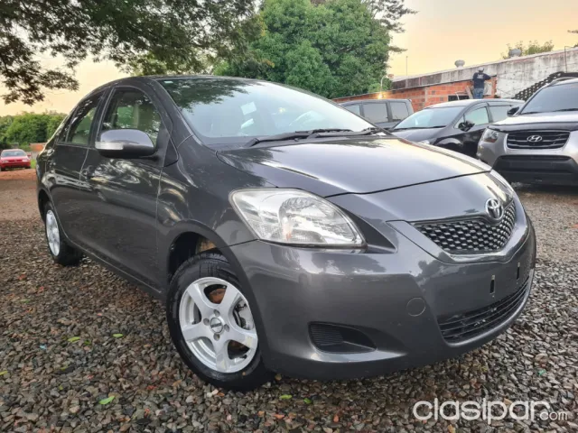 Toyota Belta 2010 - foto 2