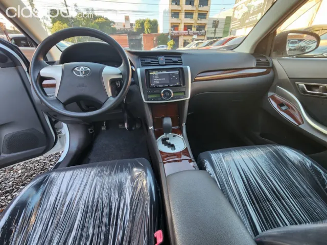 Toyota Premio 2014 — foto 4