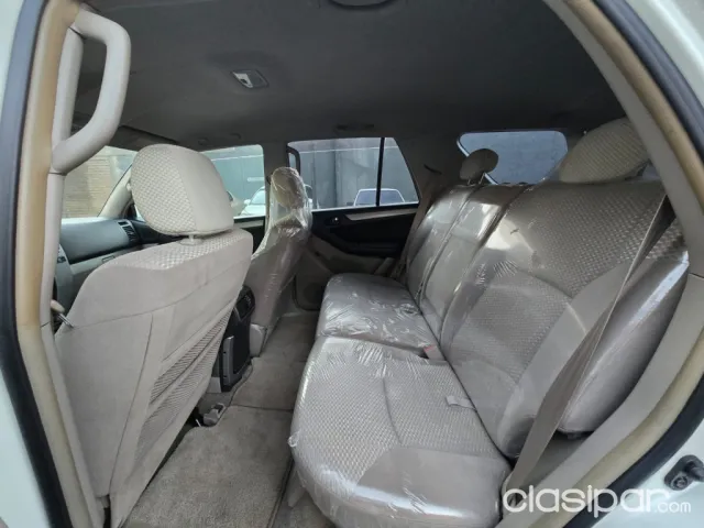 Toyota Hilux Surf 2004 — foto 3