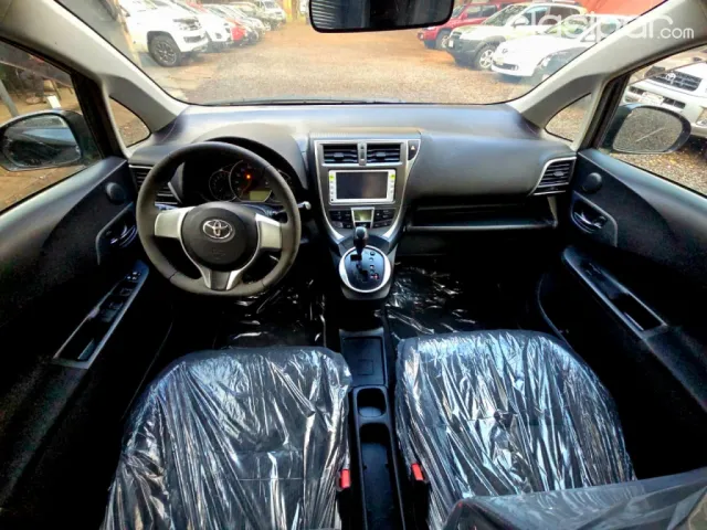 Toyota Ractis 2012 — foto 3