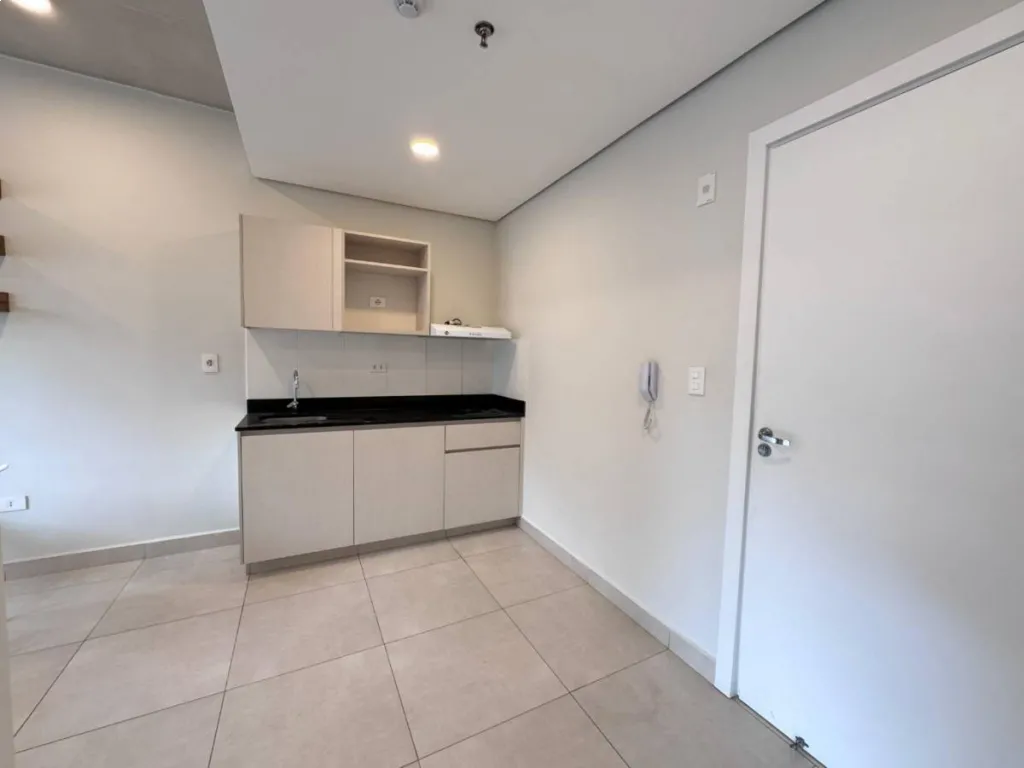 DEPARTAMENTO SEMI AMOBLADO EN ALQUILER A PASOS DE AV. MCAL. LOPEZ Y AV. MADAME LYNCH — photo 2