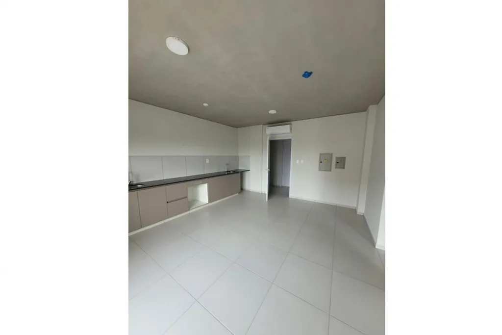 ALQUILER DEPARTAMENTO 2 DORMITORIOS EN COMPLEJO REPUBLICA DE LUQUE — foto 2