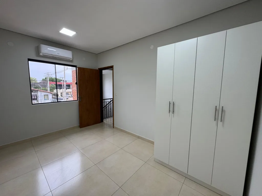 ALQUILO dúplex en esquina con patio – Barrio Trinidad — foto 3
