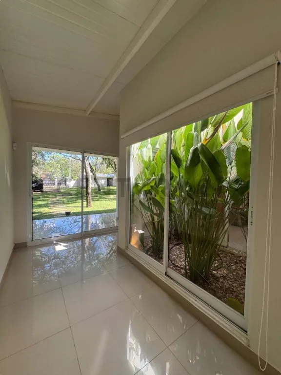 US$ 290.000 CASA EN VENTA EN SAN BERNARDINO – 5 DORMITORIOS — foto 3