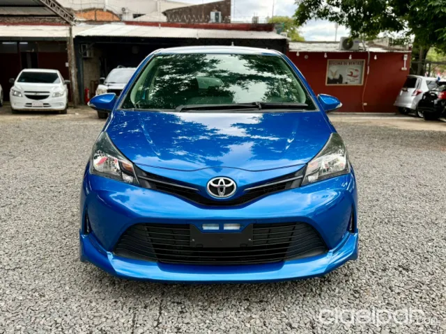 Toyota Vitz 2015 — foto 3