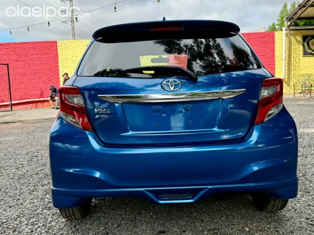 Toyota Vitz 2015 — foto 7