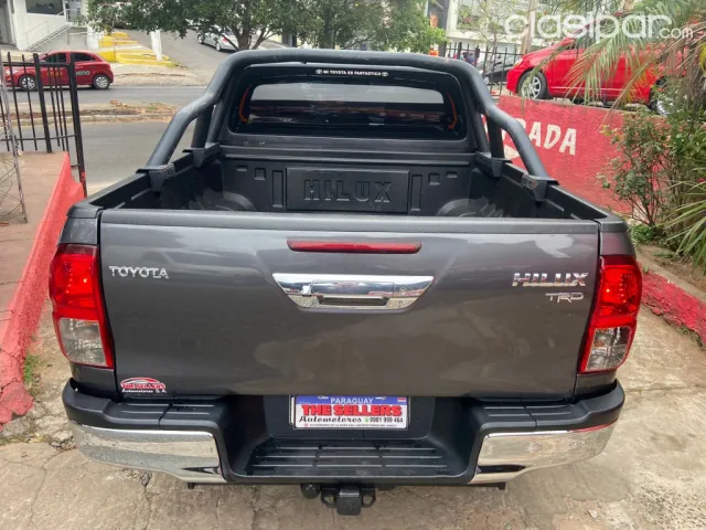 Toyota Hilux 2018 — foto 8