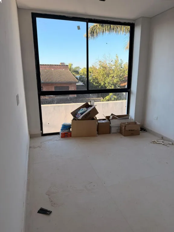 DUPLEX EN ALQUILER 3DORM.EN SUITE AMOBLADO COD 6942 📍 Ubicación: Barrio Madame Lynch (Zo — foto 3